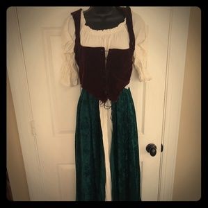 Women's Barmaid Halloween costume